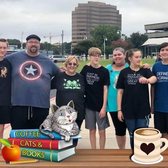 Meet your Posher, Janet - Picture 1 of 1